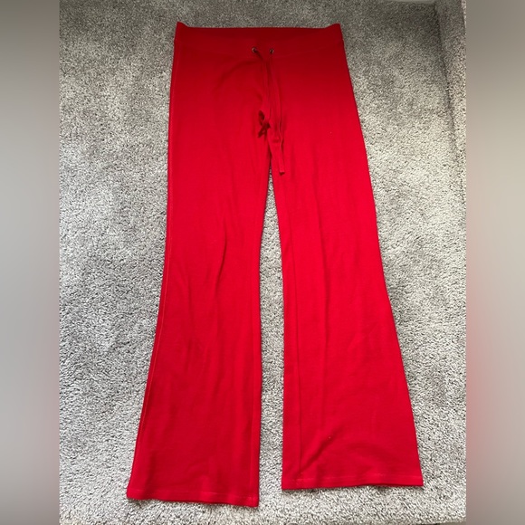 Victoria’s Secret PINK Red Thermal set - Picture 5 of 6